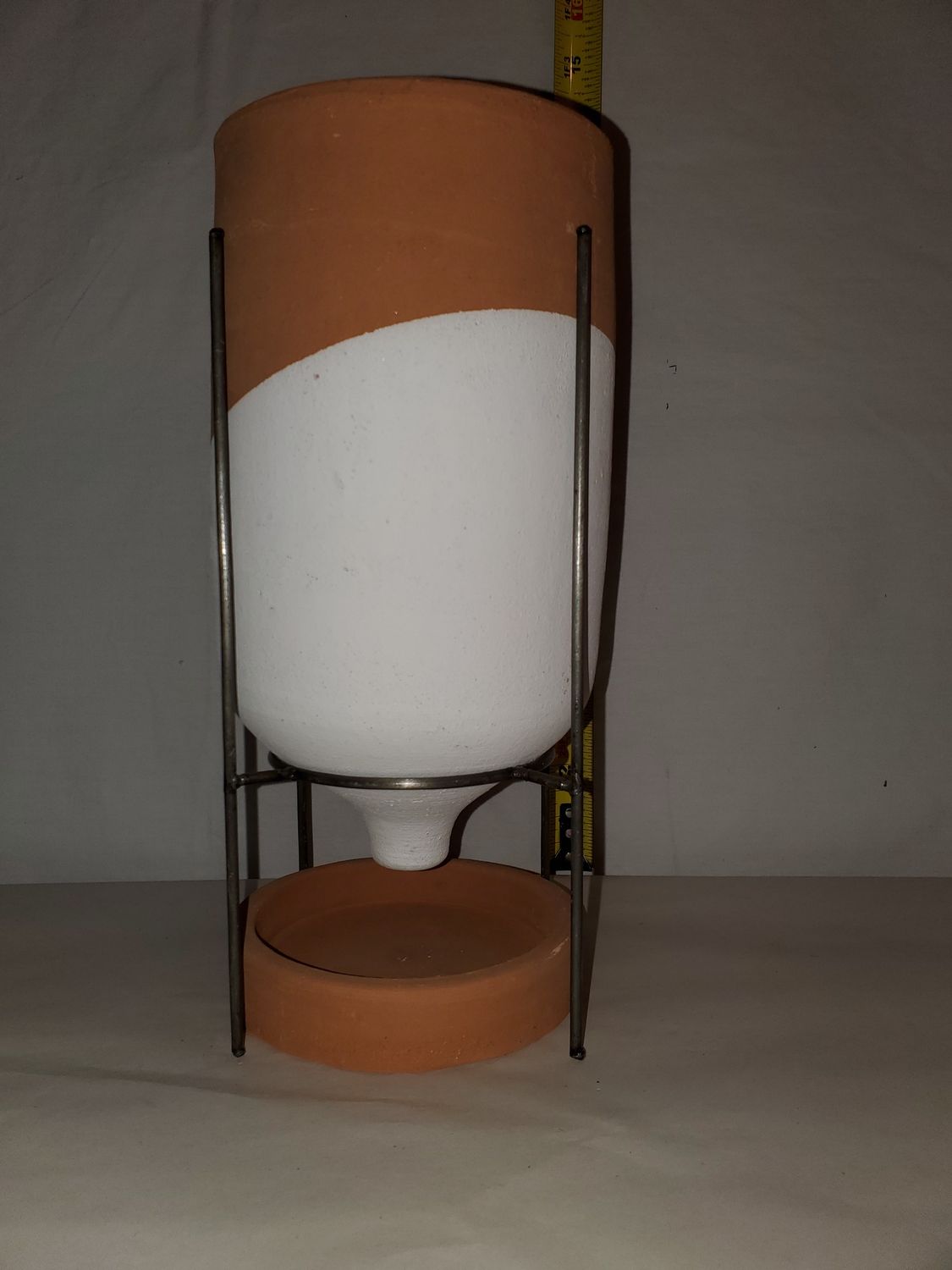 Planter, Terracotta Funnel cylinder 3sz