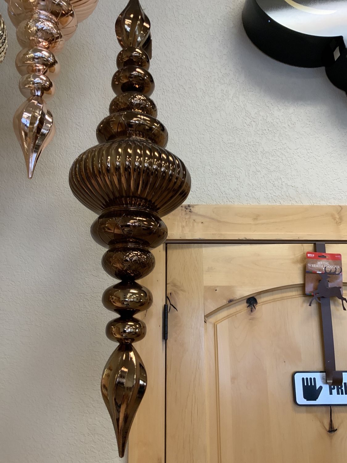 Finial Ornament, Shiny 41" mocha