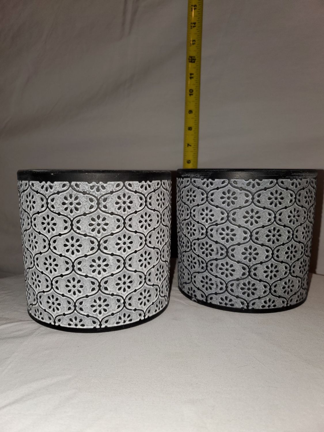 Pot w/Saucer, Blk Wht Flower 5" ceramic