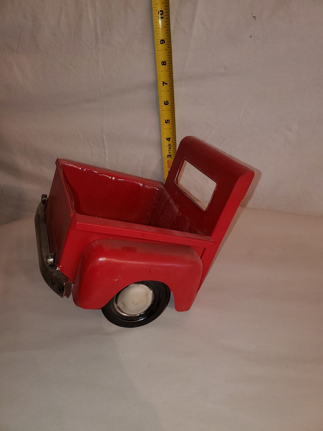 Planter, Red Truck Box 7" metal