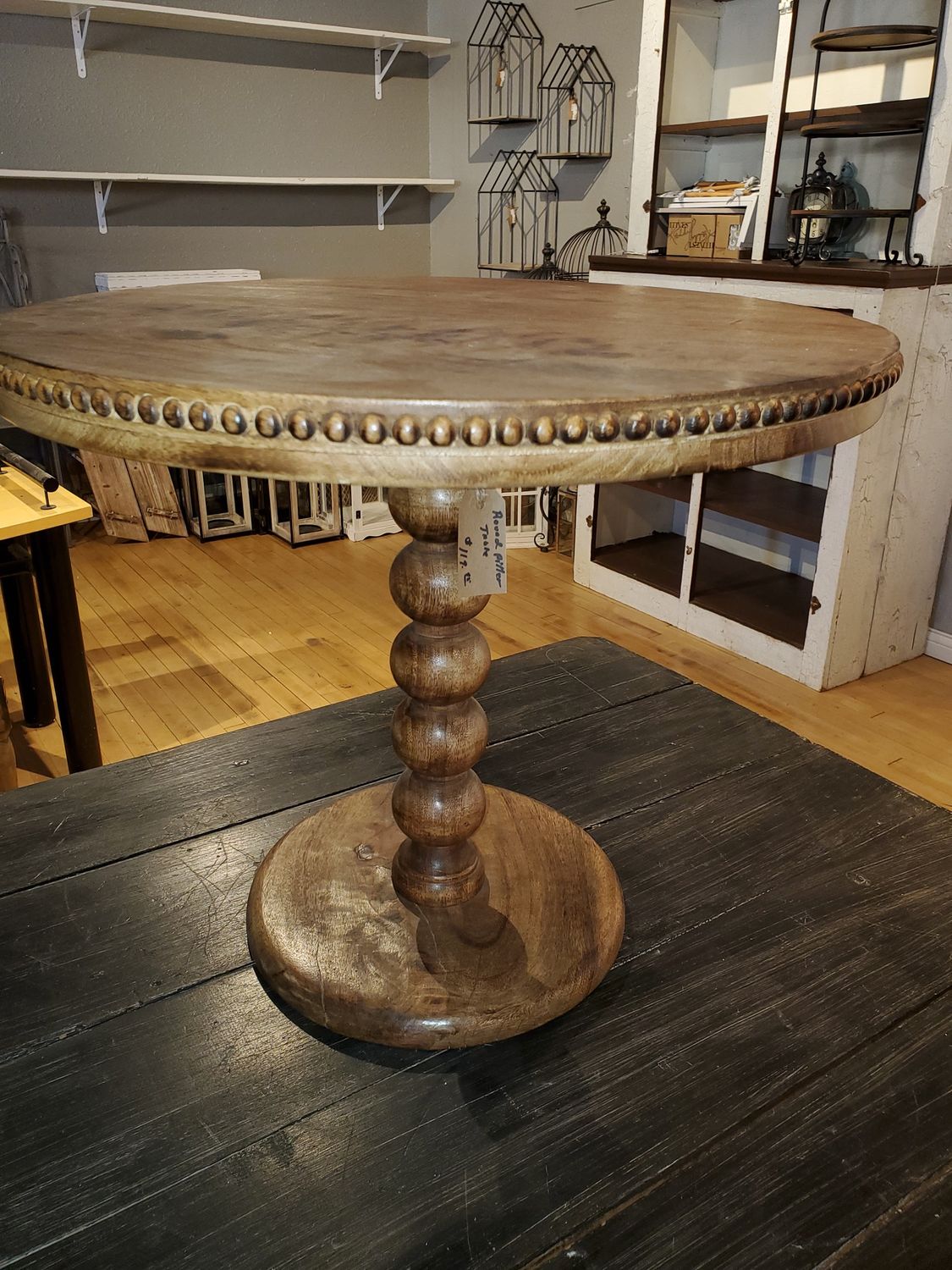 Table, Round Pillar 21x21x18
