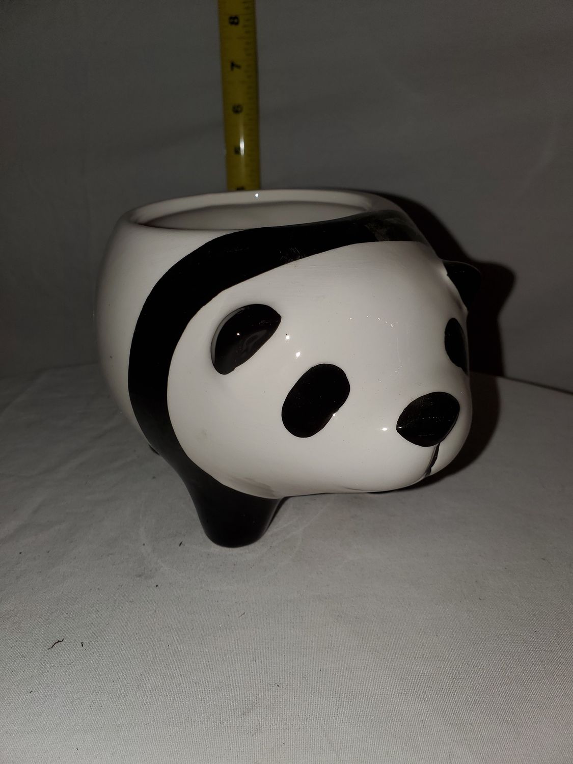 Planter, Panda ceramic BW