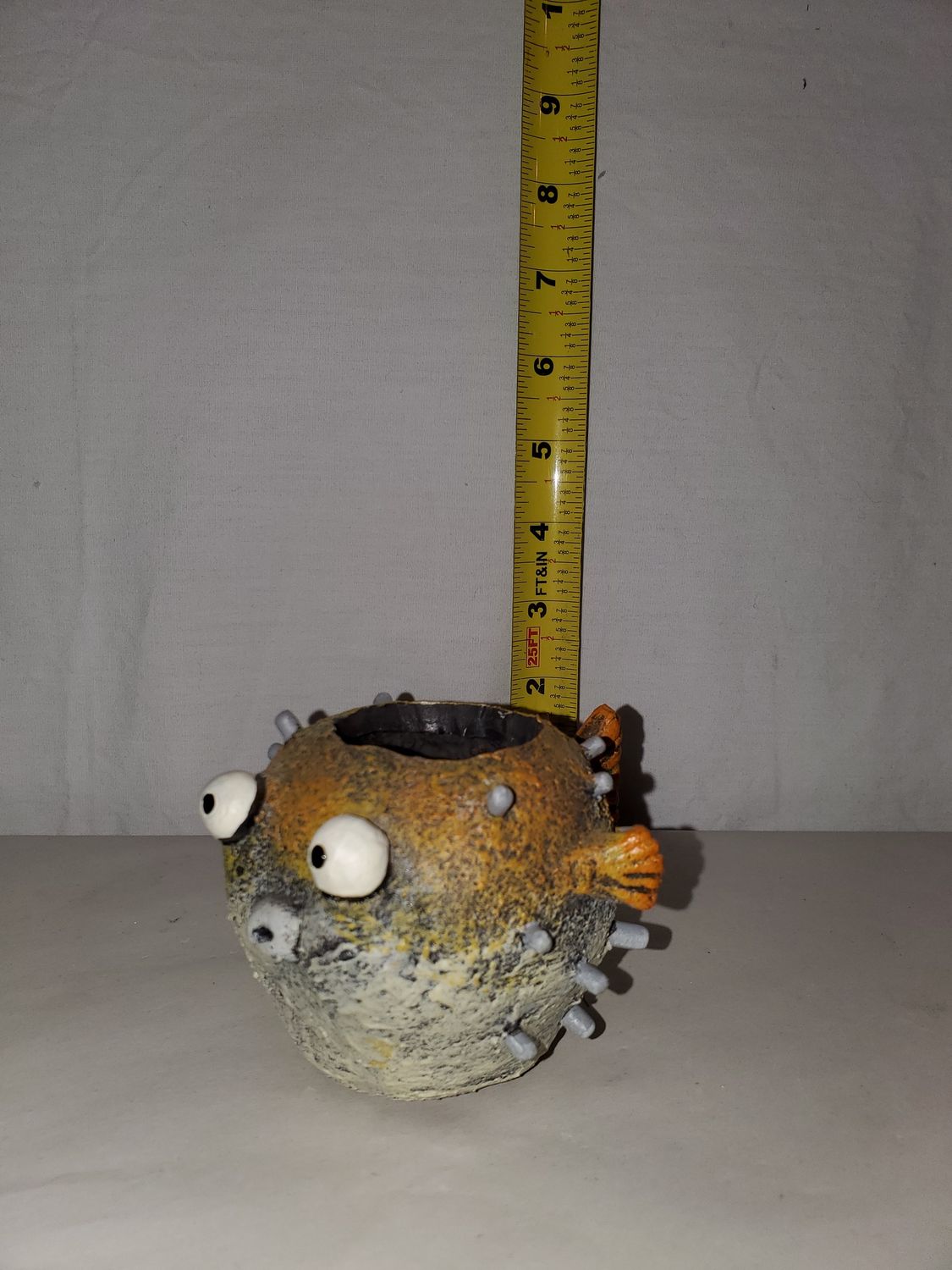 Planter, Hootie Blow Fish