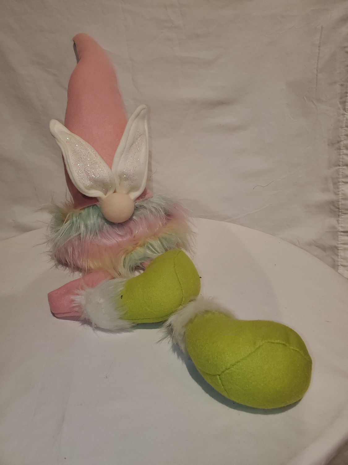 Gnome, Rainbow Bunny sitter