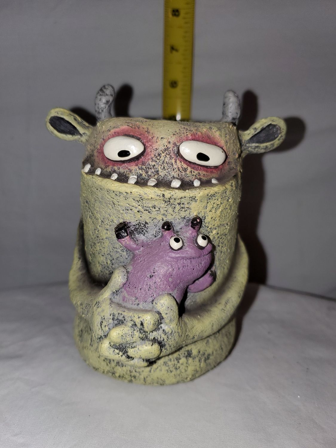 Planter, Honey Love Mama