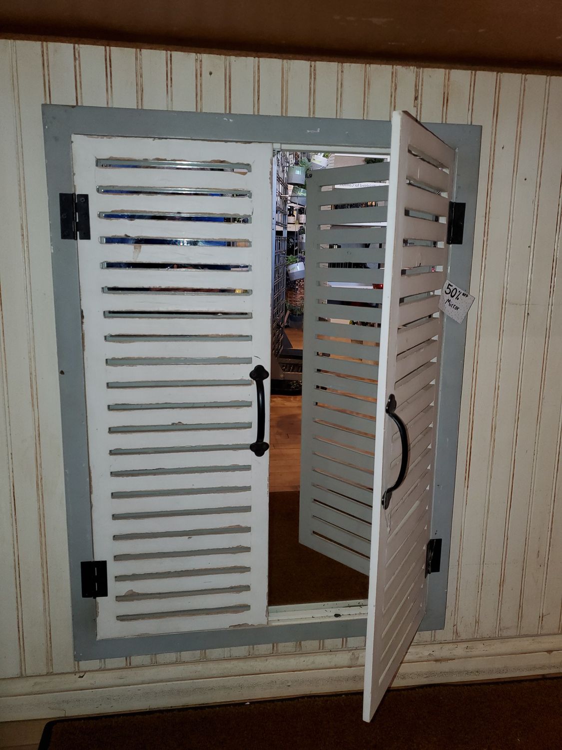 Wall Mirror, Shutters cream