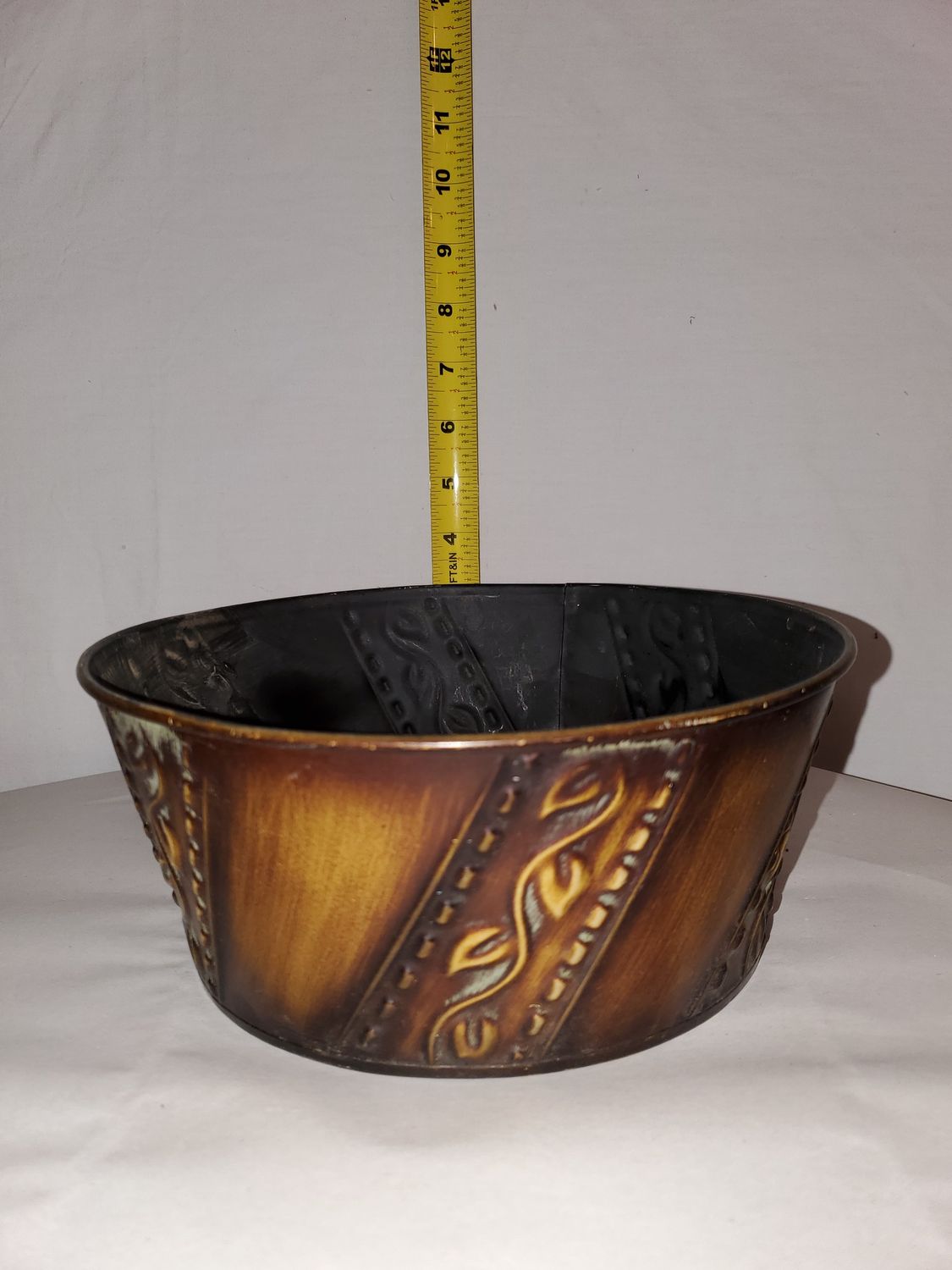 planter, metal embossed