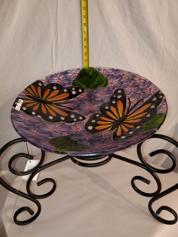 Bird Bath, Monarchs blue