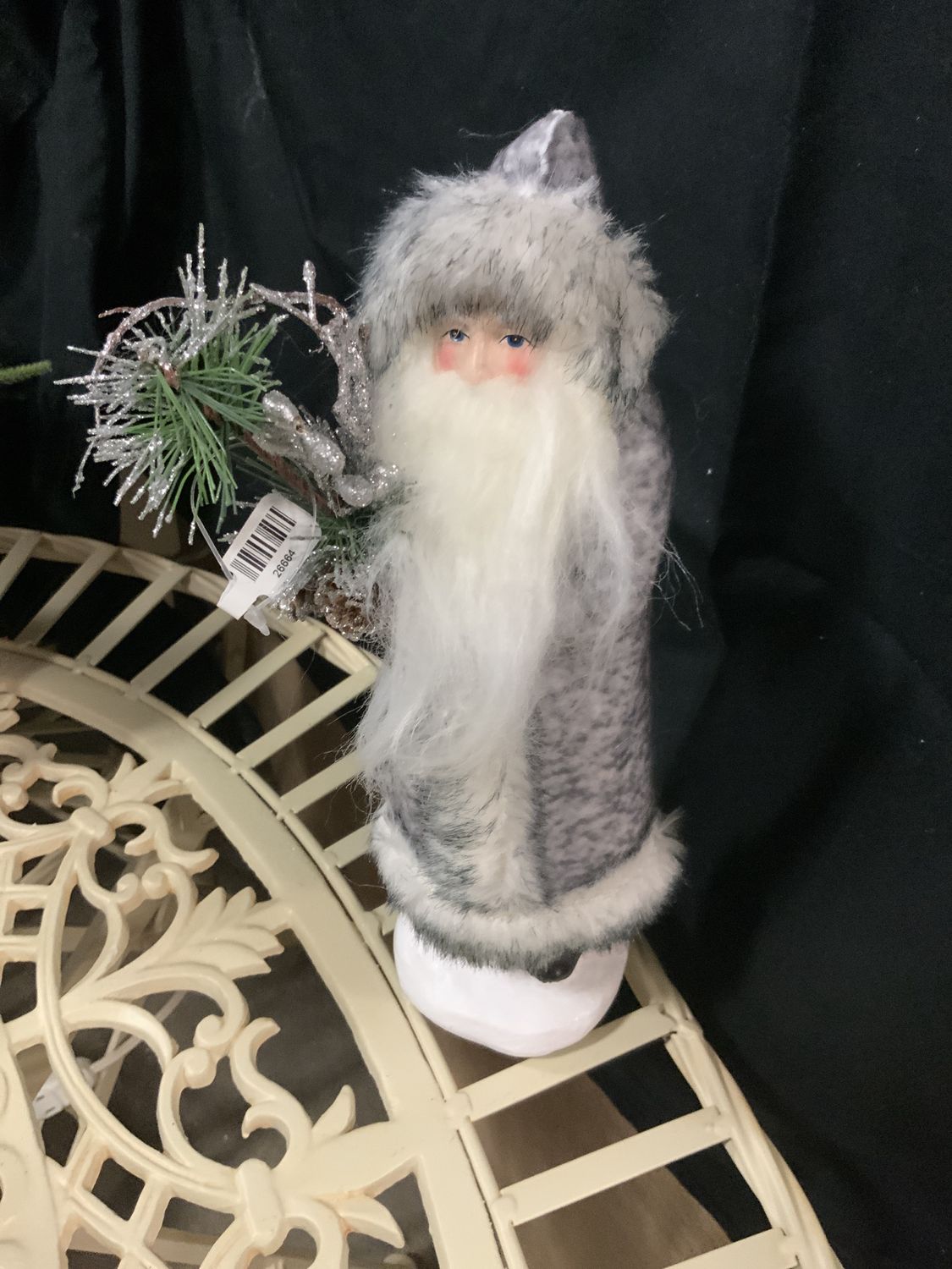Santa, Gray Fur Coat w/Pine