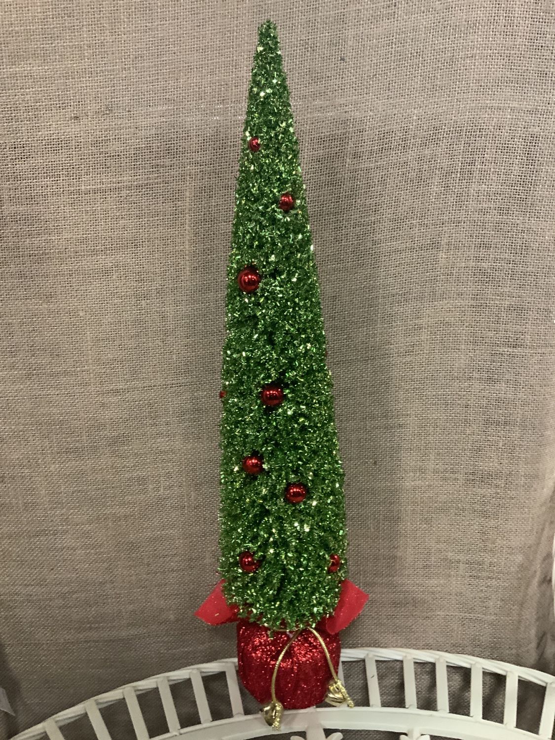 Tree, Bristle Pine 20" white