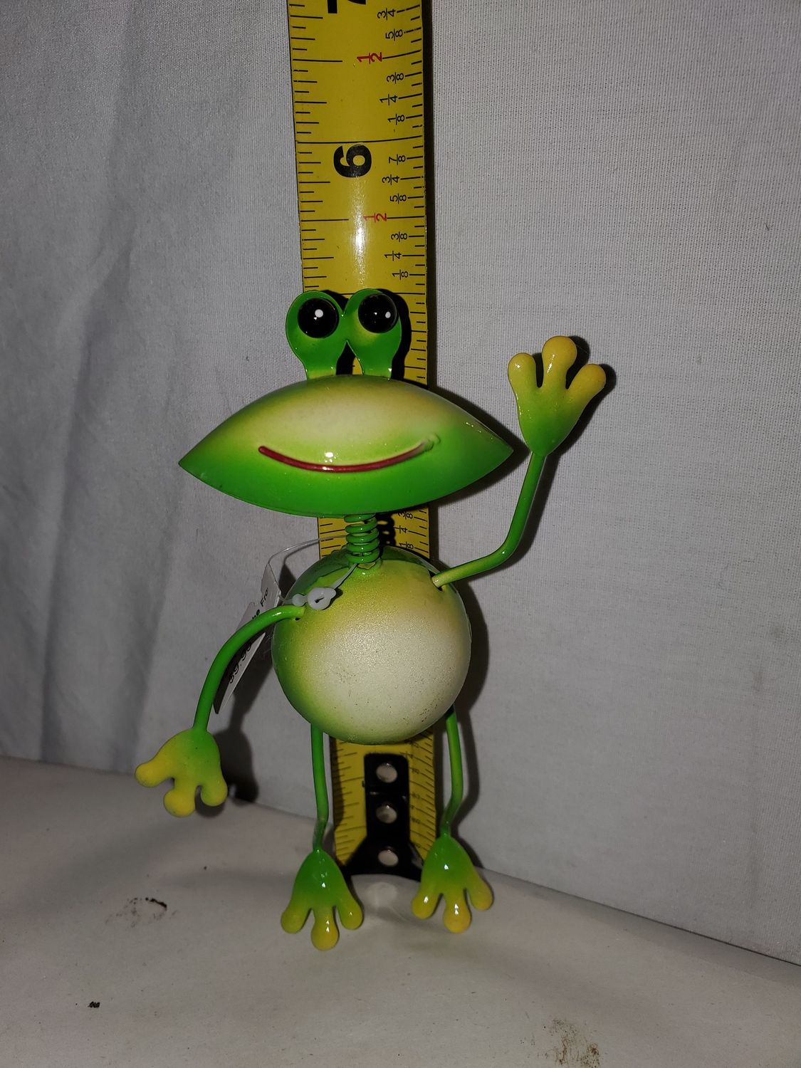 Magnet, Fern the Frog