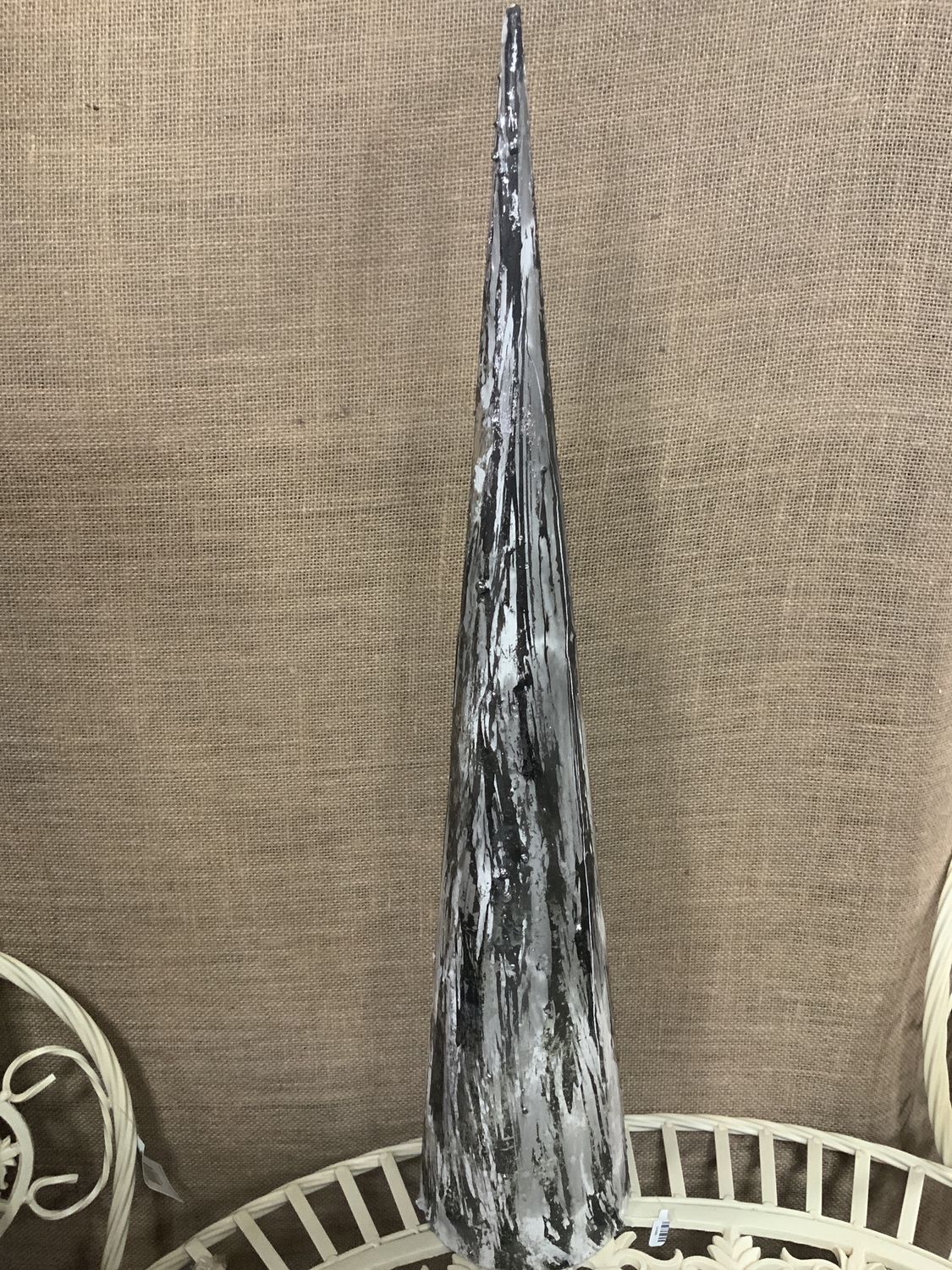 Cone Tree, Silver Leaf 30" Grey/Blk
