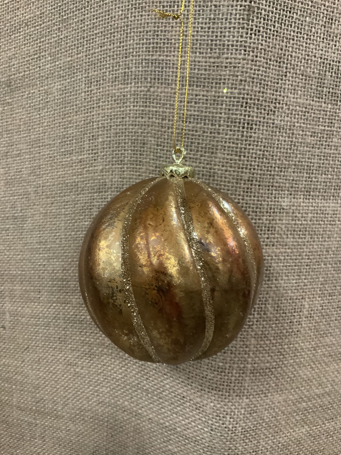 ornament,luster groove gold 4"