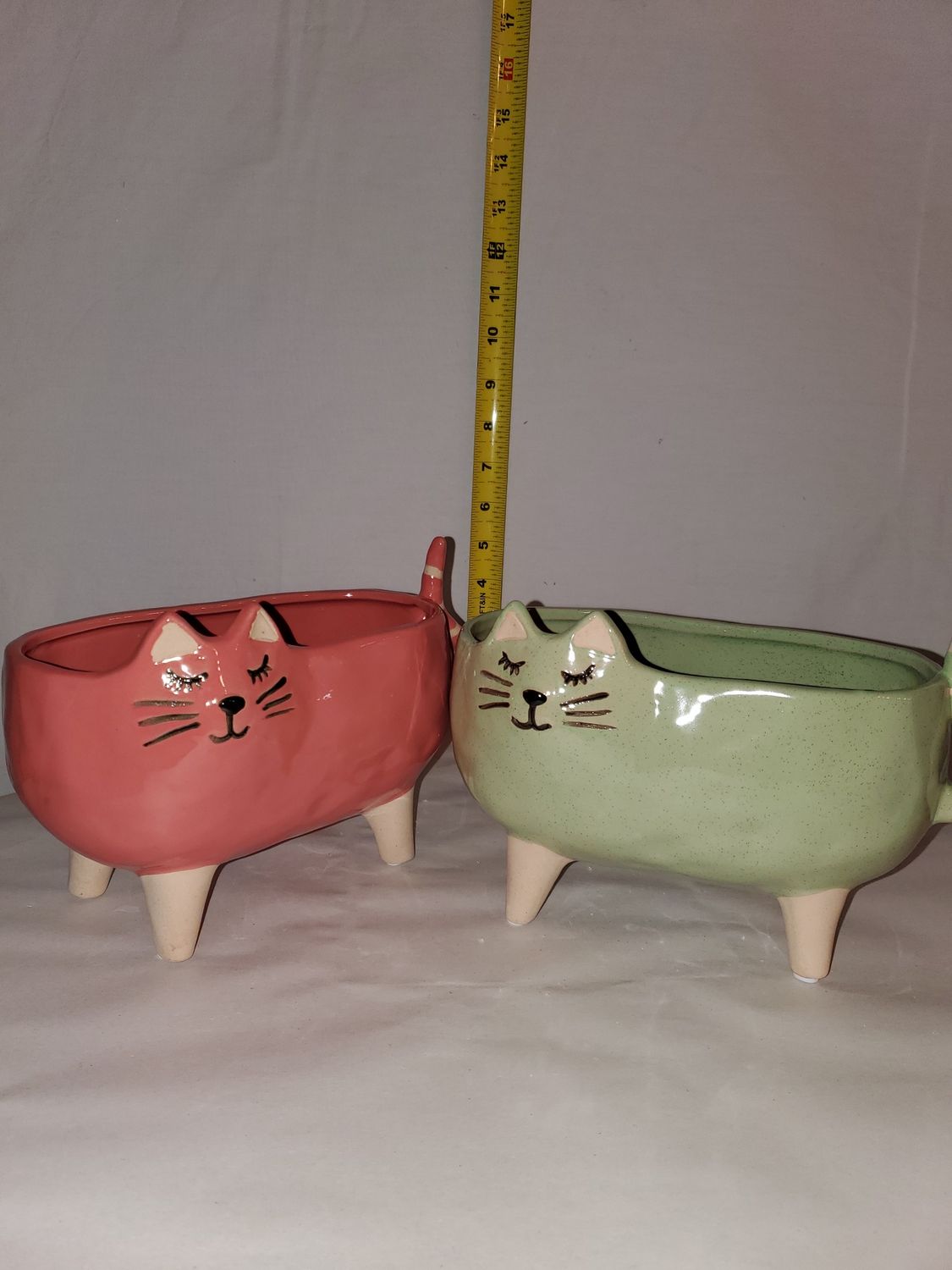 Planter, Cat 5.75" Stripe Tail Green or Pink