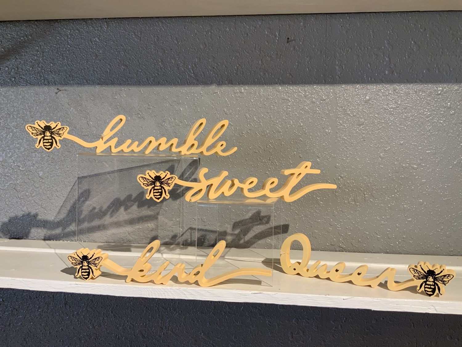 Tabletop Word, Honey Bee Cut Out