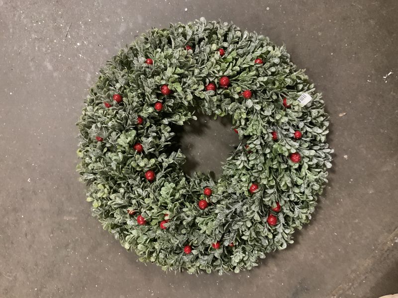 Wreath, Boxwood Berry Frost 16&quot;
