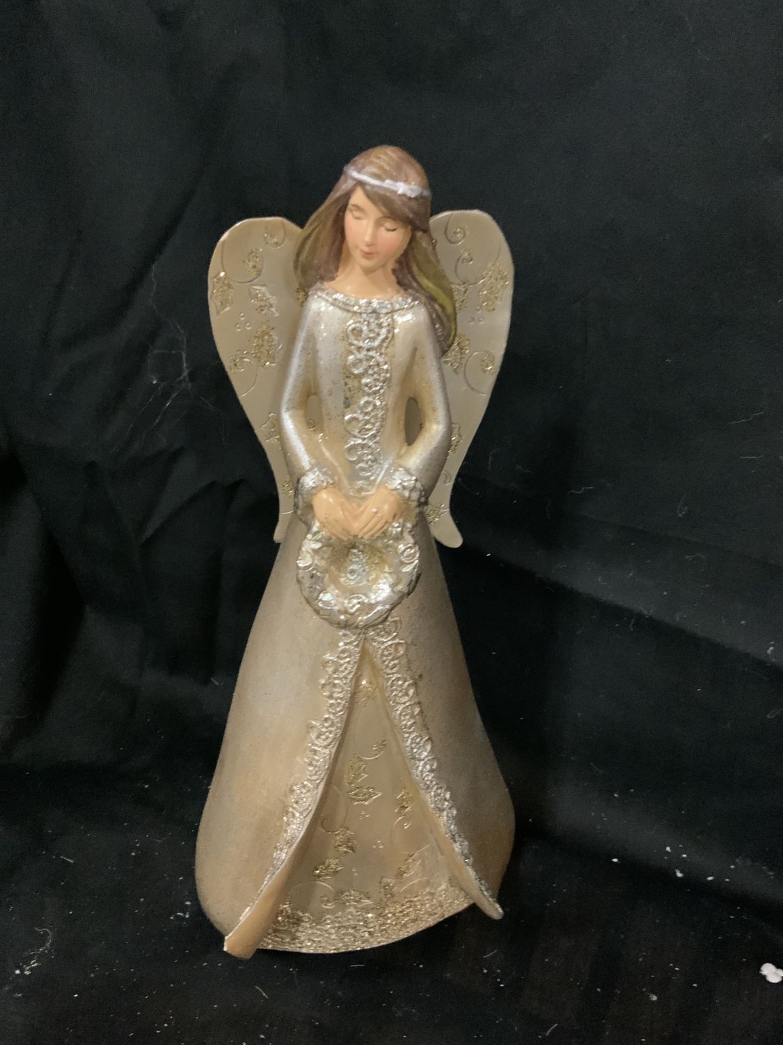 Figurine, Angel Silver Gold w/ Wreath
