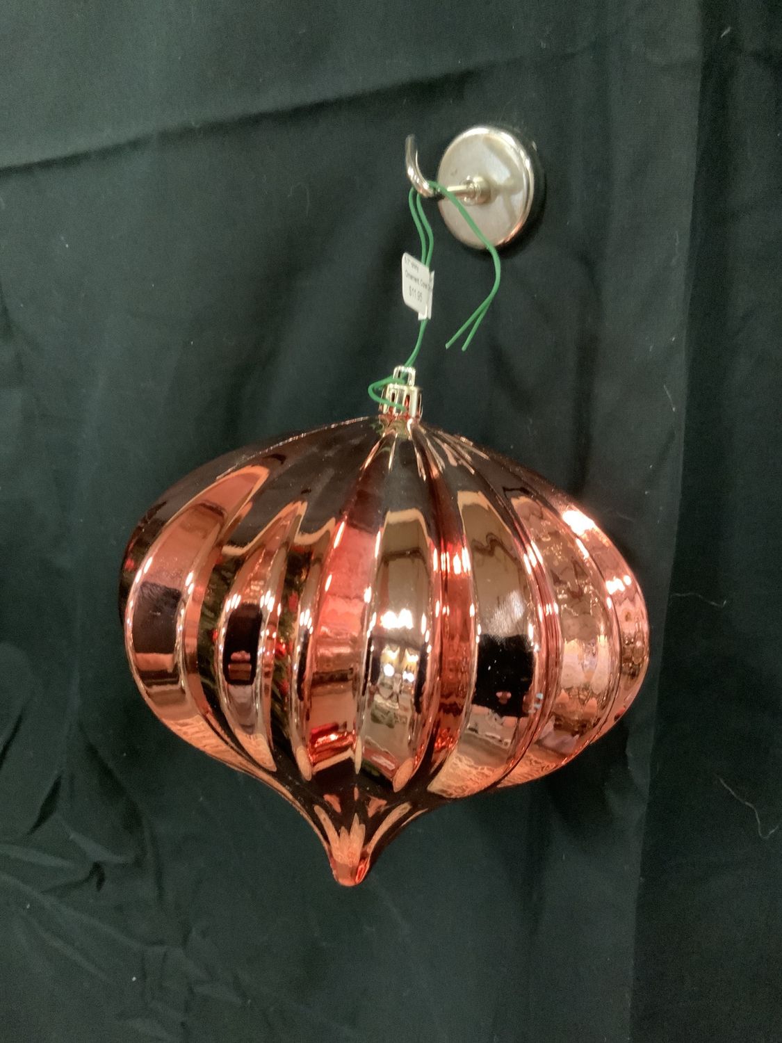 Ornament, Coral Onion 5.7" shiny