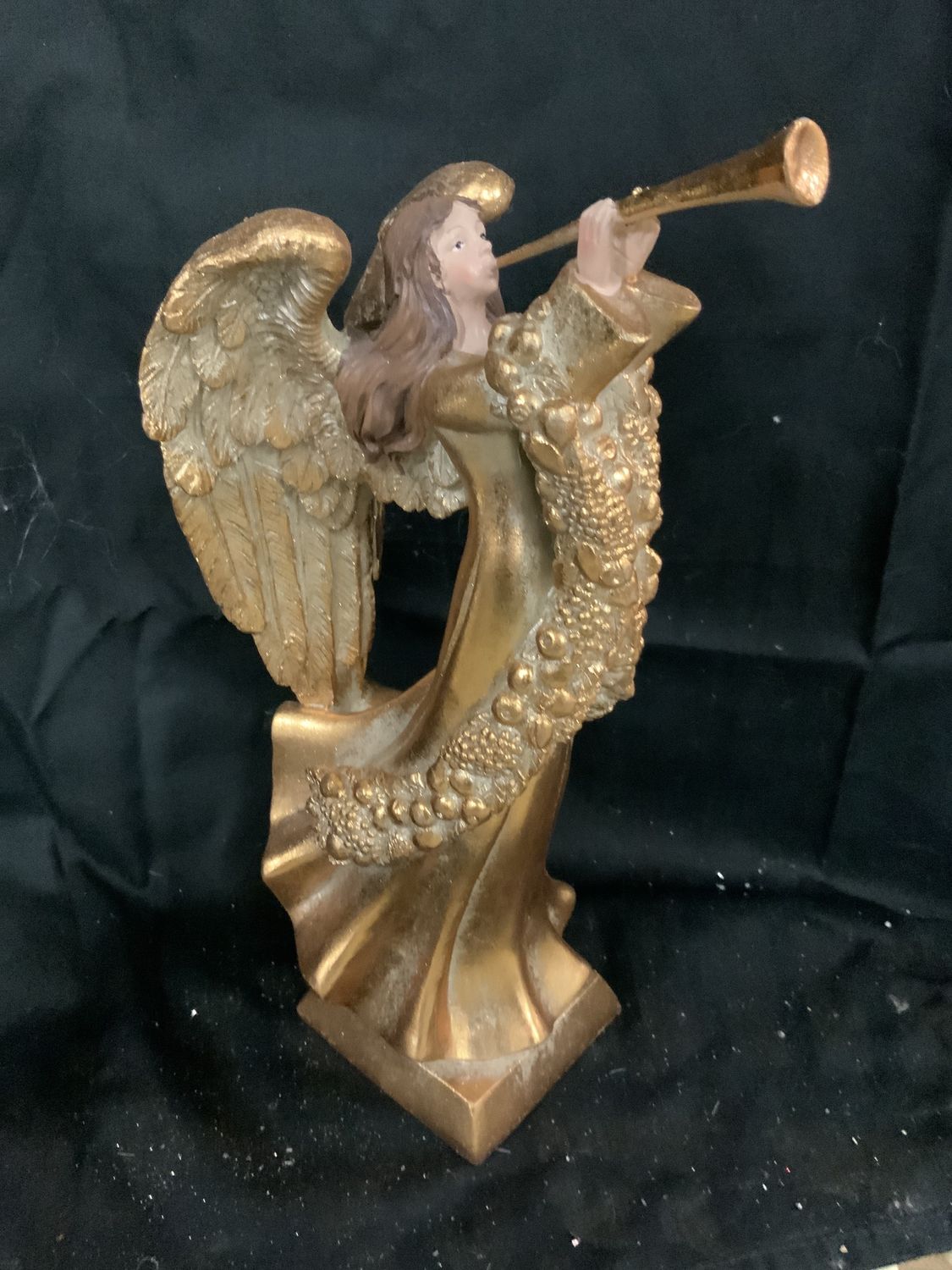 Angel, Trumpet &amp; Delarobia 12" champ