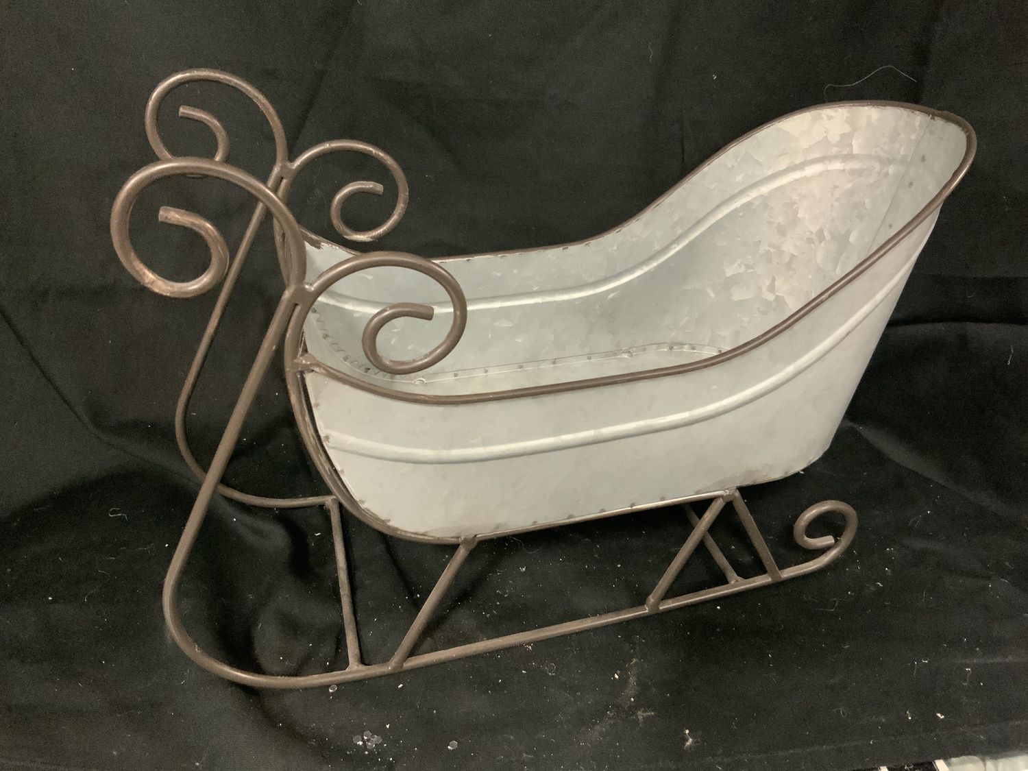 Sleigh, Silver Metal sm metal