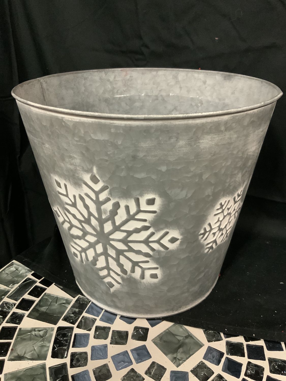 Bucket, Galvanized Snowflake 3 asst