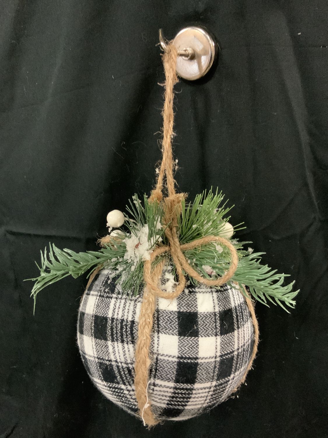 Ornament, Check Ball Yarn