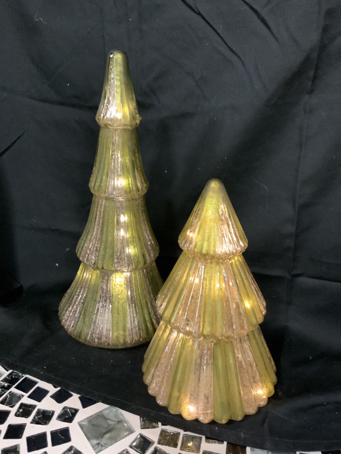 Tree, Mercury Ribbed Glass 2 sz, Green
