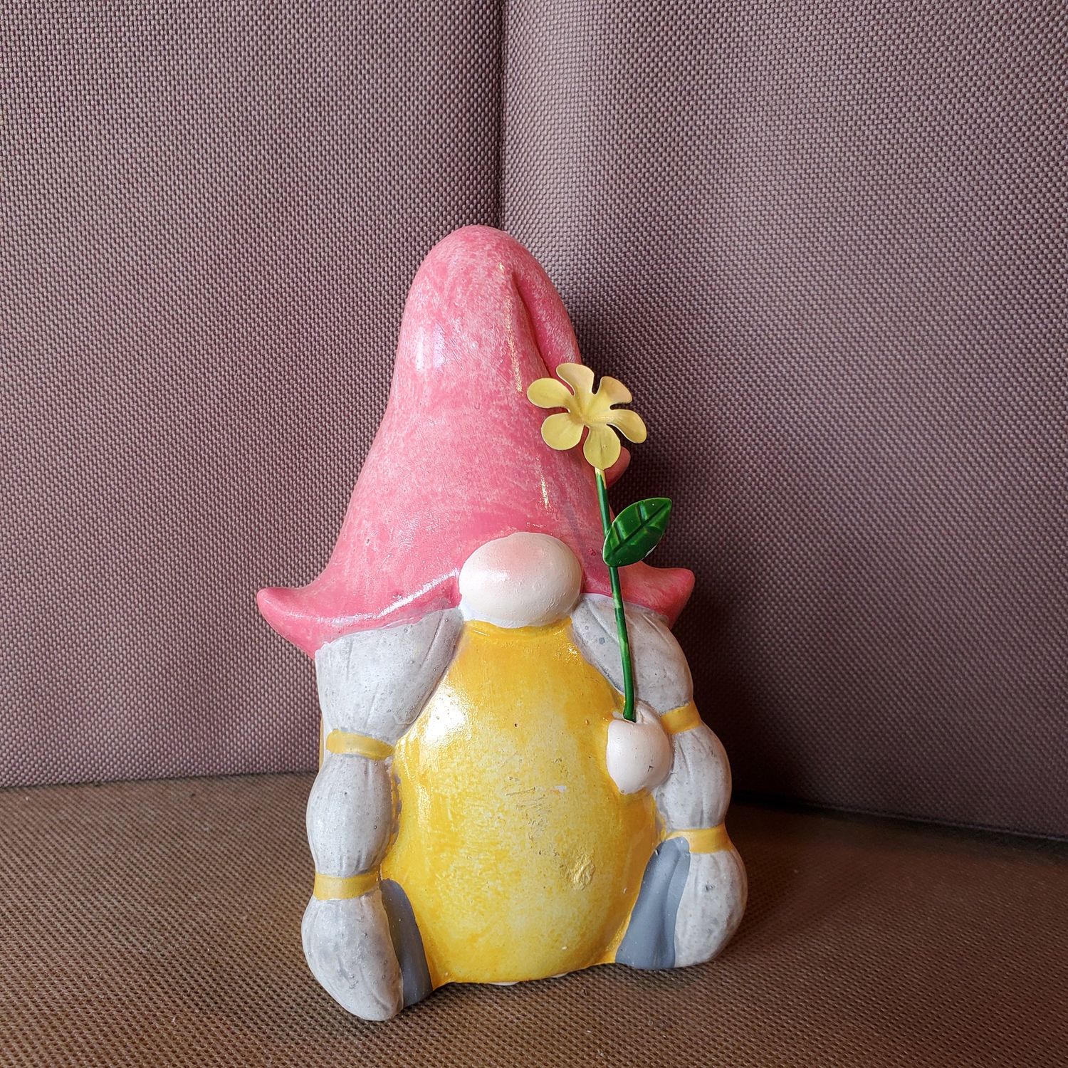 Gnome, Terracotta/Metal Flower ass't