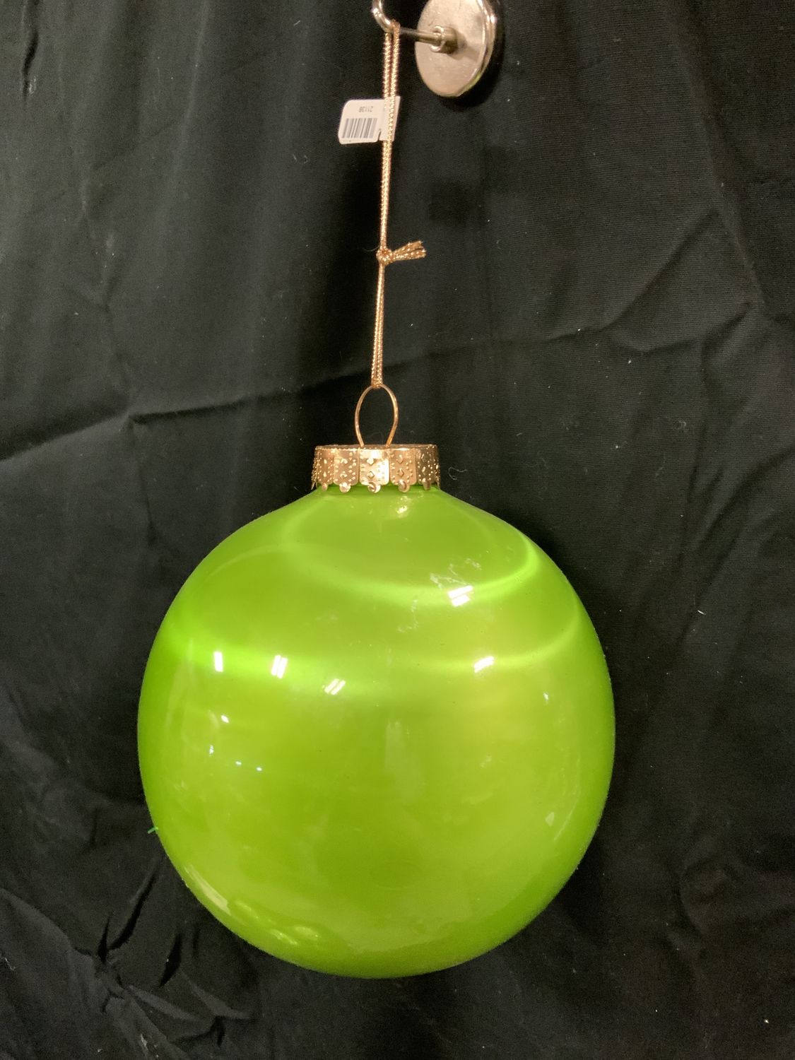 Ornament, Apple Green 6" plastic
