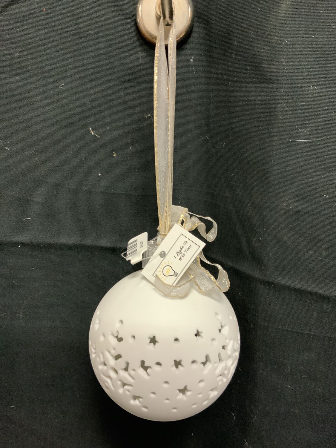 Ornament, Ceramic Ball Wht BO Tmr