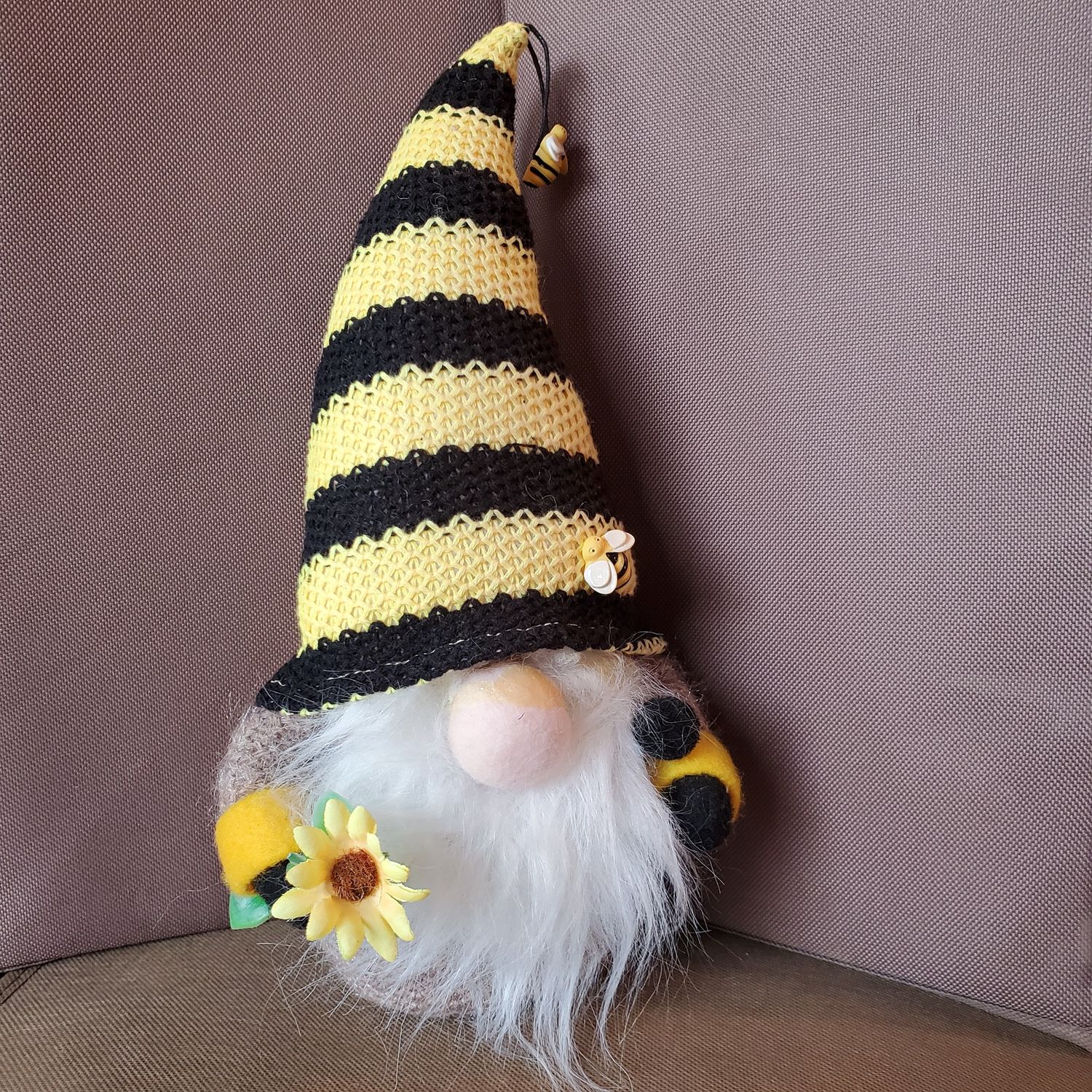 Gnome, Baci the Bee ylw/blk hat