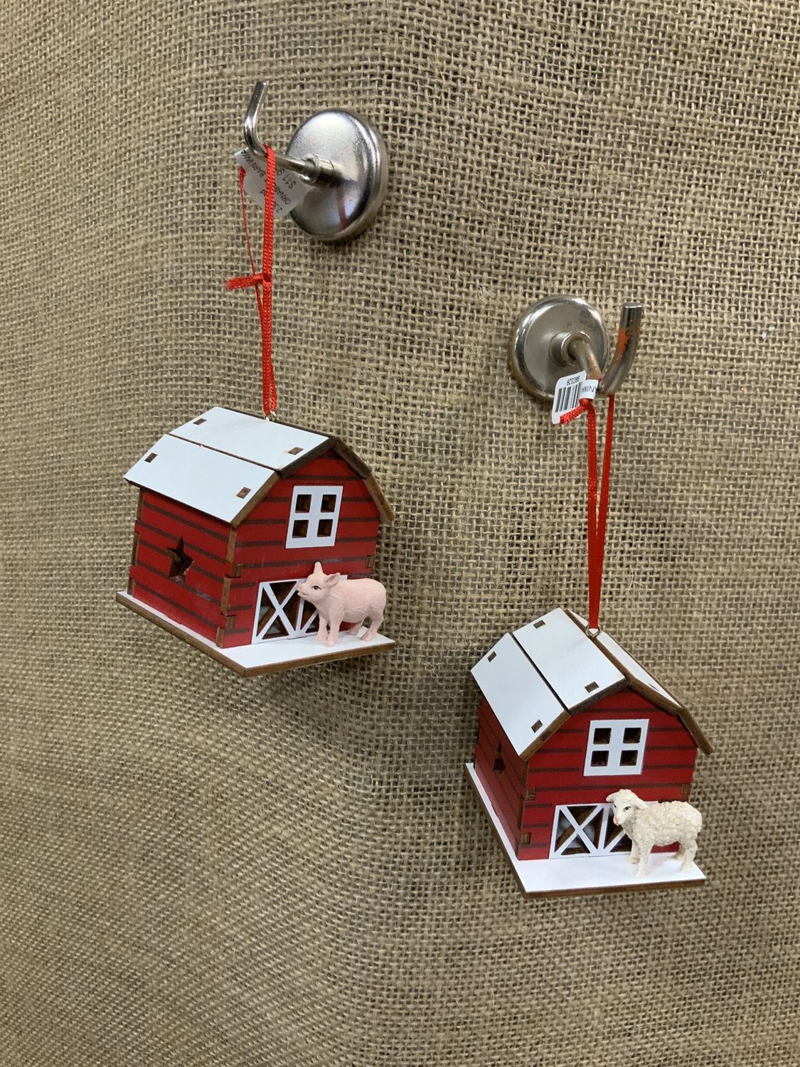 ORNAMENT, BARN W/ANIMAL 2.38",Red