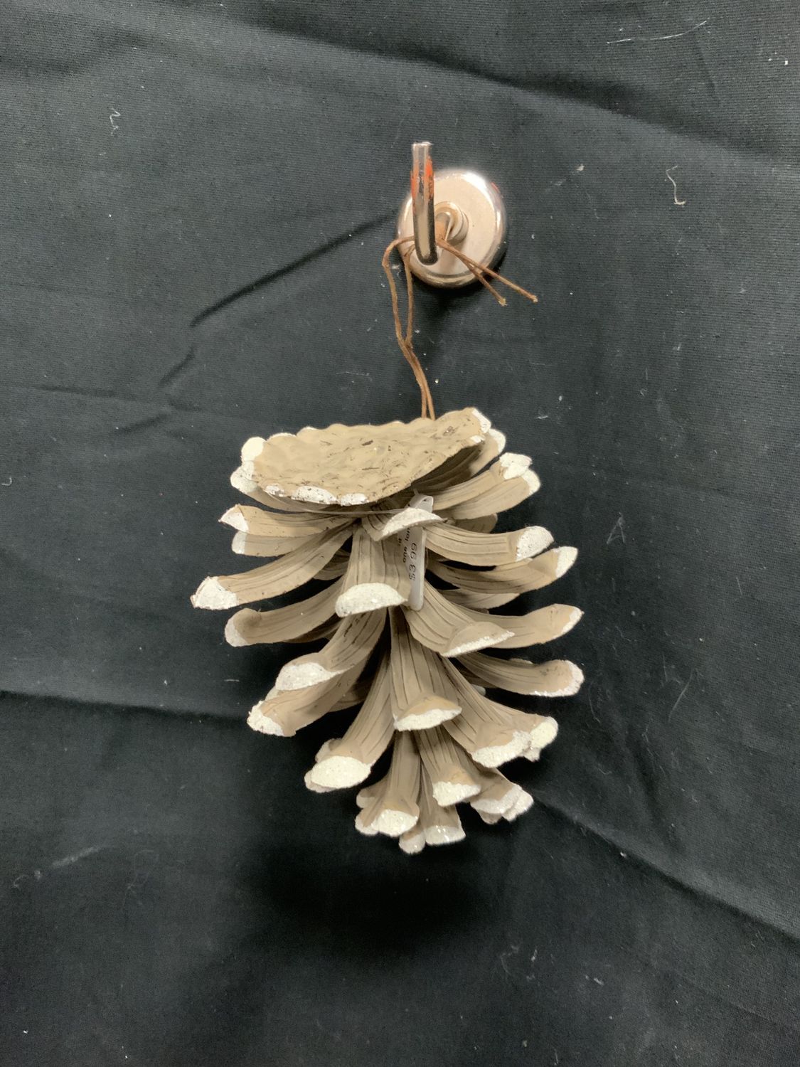 Pine Cone, long leaf 4" Plast/Pnt