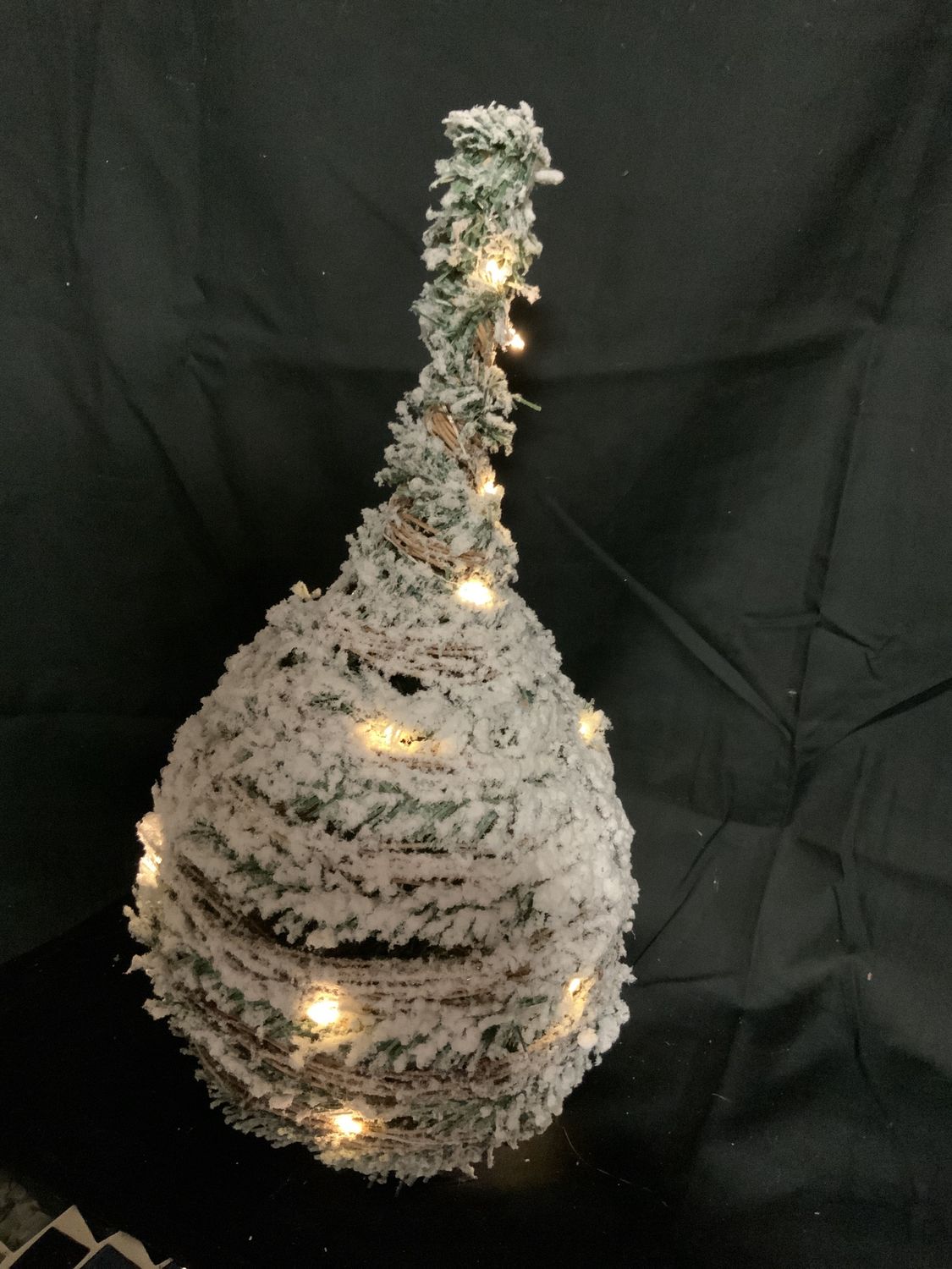 LED, Pine Drop 16" frosted