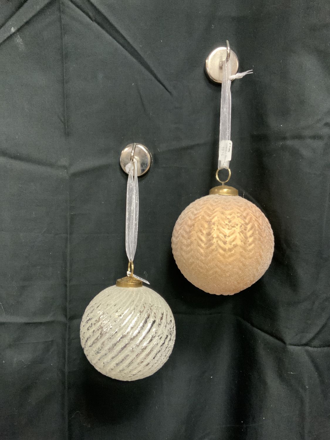 Ornament, Glass Ridge Chmpg/Gld 4" Fuzzy