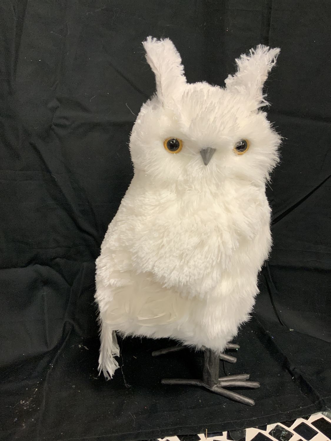Owl, Feather White Standing 14" 2 ass't