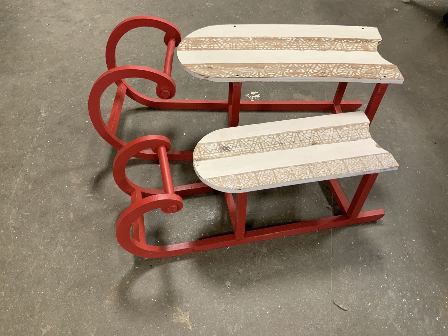 Sleigh, Wood Holiday Red/Natrl 2 sizes