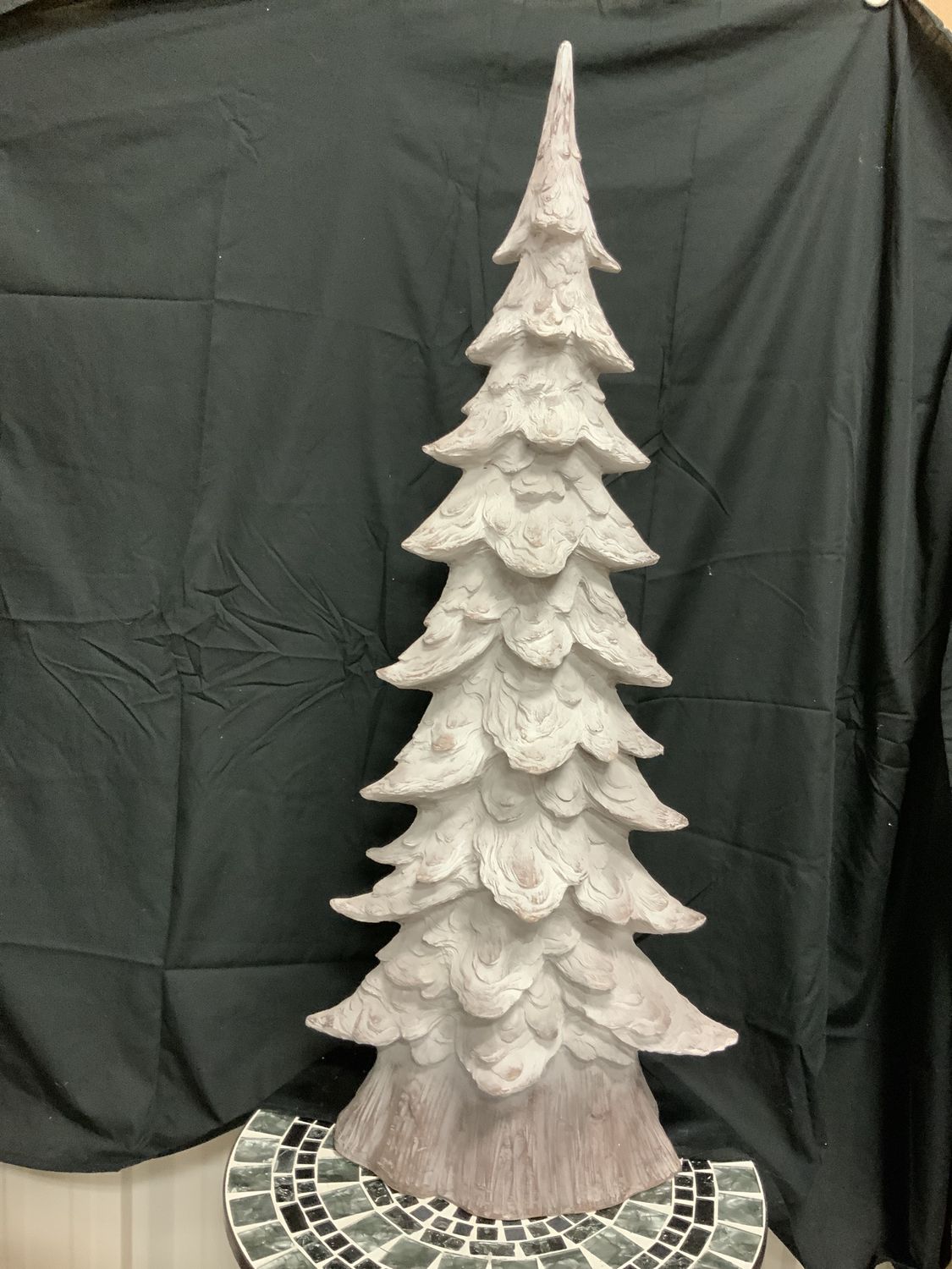 Tree, 48"H Resin white