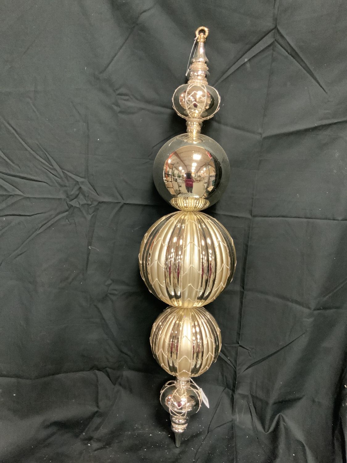Finial, Ridged VP Ball 33" gold
