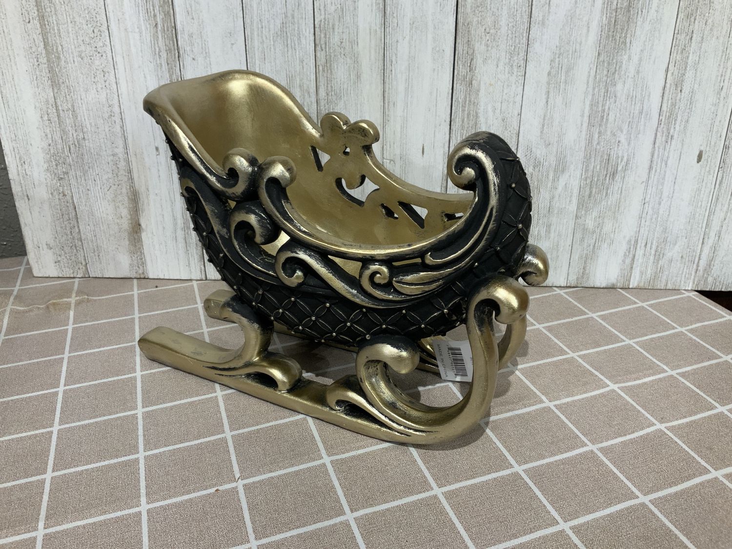Sleigh, Black/Gold Scroll 10"x7"