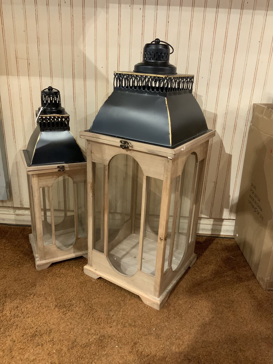 Lantern, Lighthouse Metal Top 26" 32" 2 Asst