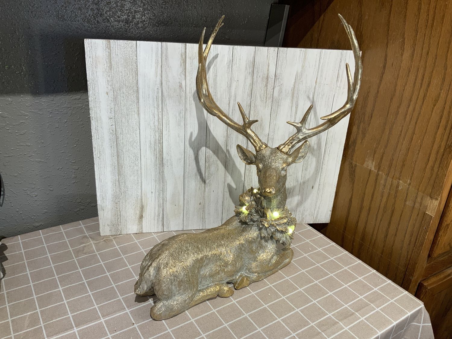 Reindeer, Light Up Garland Around Neck 21" Gold set/2