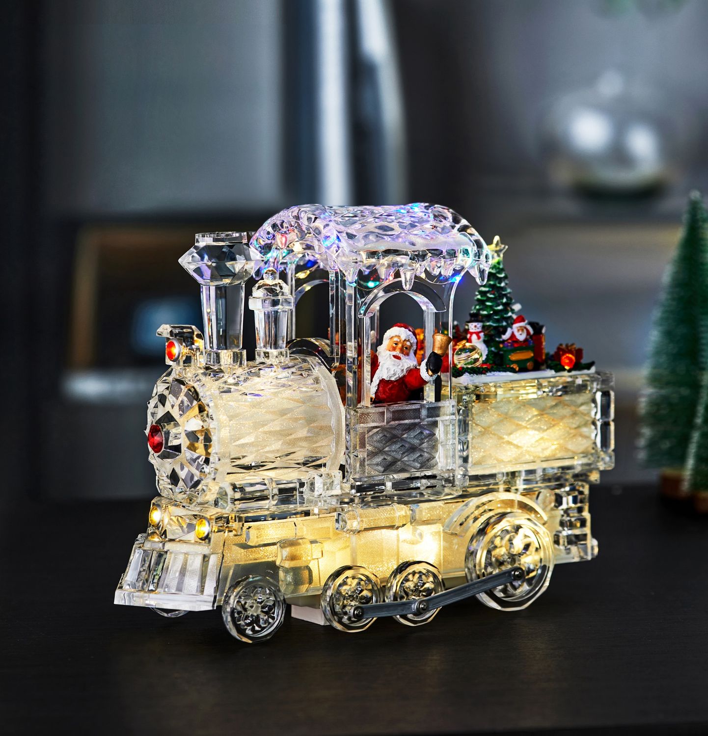 Music Box, Diamond Cut Santa Train