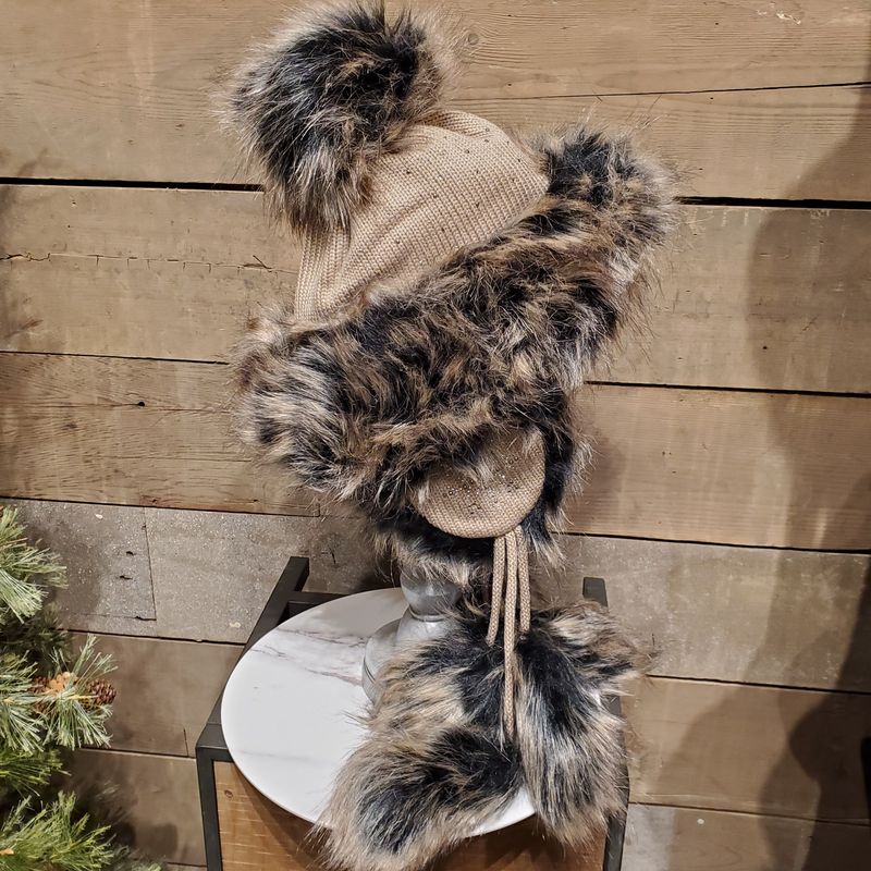 Faux Fur Hat, Bajka Style 3 Poms