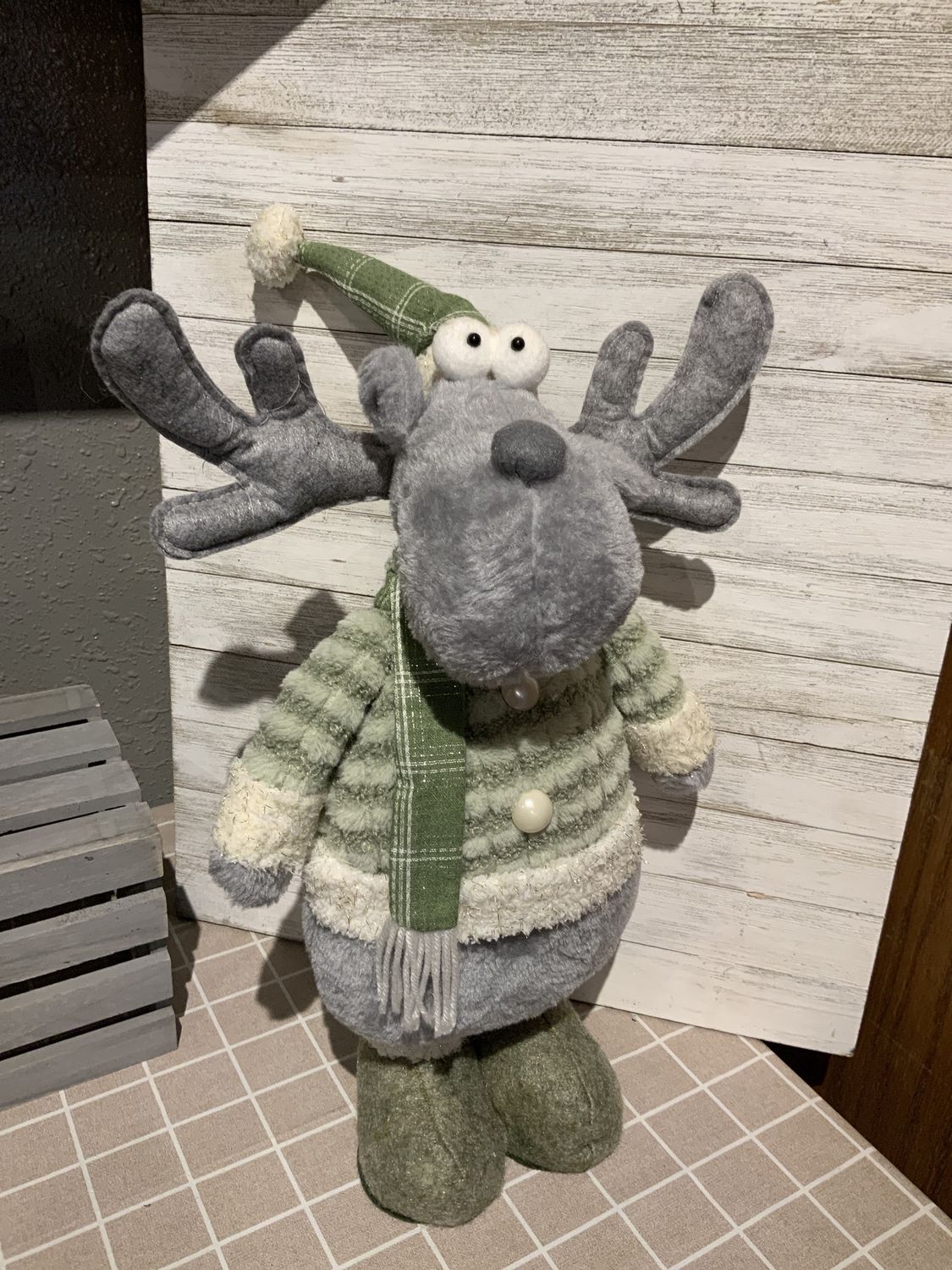 Moose, Sage Sweater Pearl Buttons