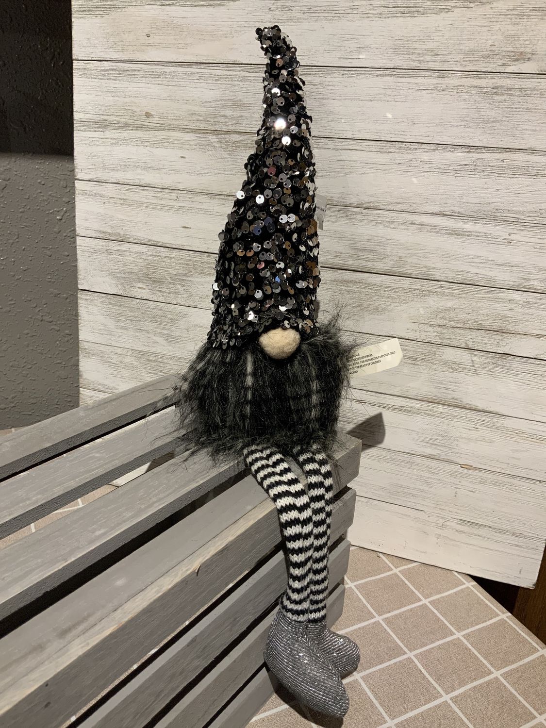 Gnome, Sequin Blk Hat dangle legs