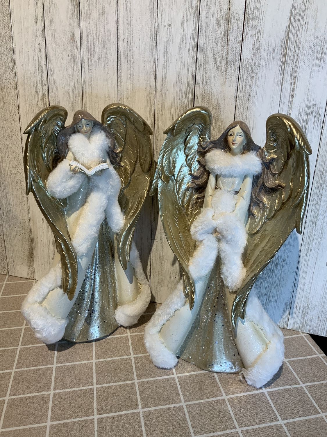 Angel, Gilded Gold w/Fur Trim 2 asst