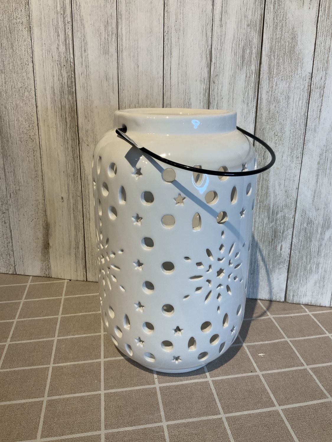 Lantern, Light Up Snowflake Cut Out White 9"