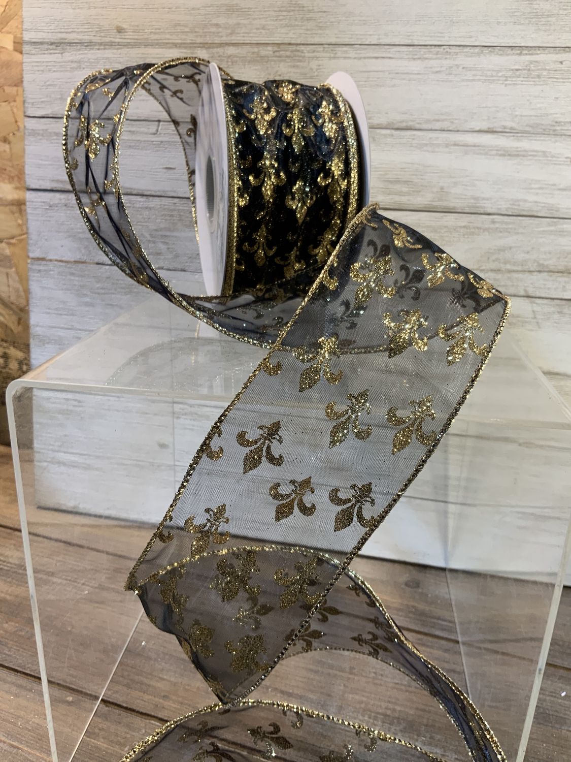 Ribbon, Blk/Gold Fleur-De-Lis 2-1/2"x25y