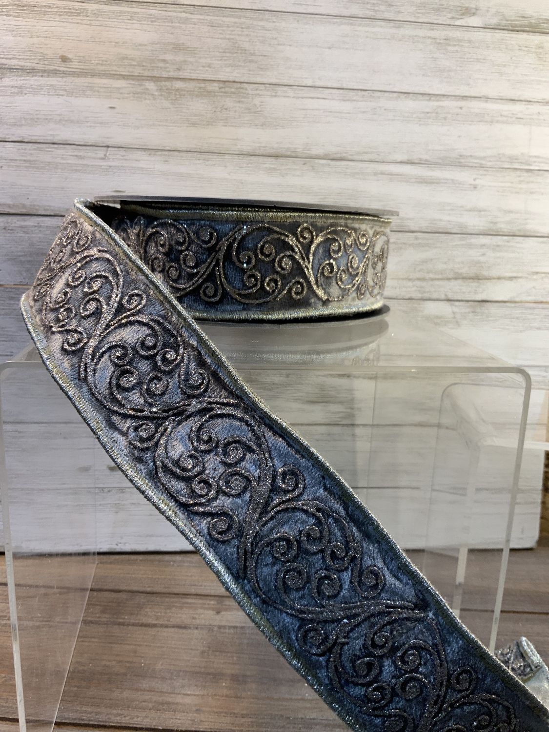 Ribbon, Velvet Champ Scroll 2x10  Silver